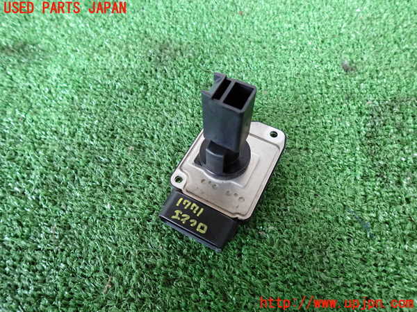 2UPJ-17716320]ランクル100系(UZJ100W)エアフロメーター 中古_m0001.jpg