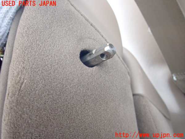 2UPJ-17717175]ランクル100系(UZJ100W)左2列目シート 中古_m0003.jpg