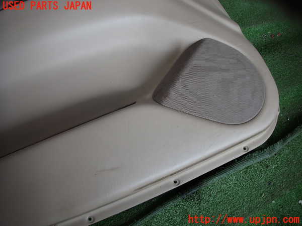 2UPJ-17711264]ランクル100系(UZJ100W)左前ドア内張り 中古_m0002.jpg
