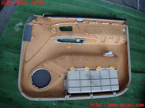 2UPJ-17711264]ランクル100系(UZJ100W)左前ドア内張り 中古_m0005.jpg