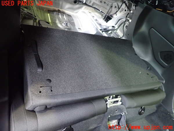 5UPJ-17727385]GR86(BRZ)(ZN8)リアシート 中古_m0004.jpg