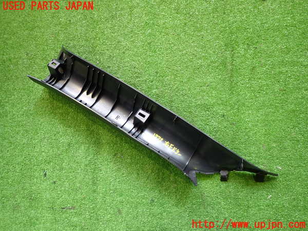 5UPJ-17727655]GR86(BRZ)(ZN8)右フロントピラートリム 中古_m0002.jpg