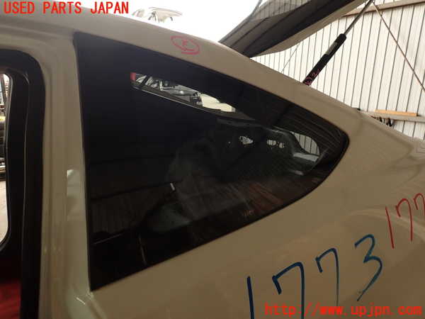 5UPJ-17731382]インテグラ タイプR(DC5)左クォーターガラス 中古_m0001.jpg