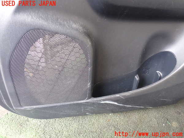 5UPJ-17741234]プリウスα(ZVW41W)右前ドア内張り 中古_m0003.jpg