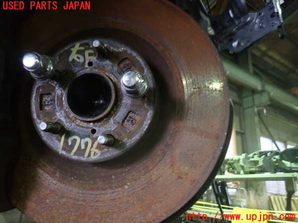 5UPJ-17764290]クラウン マジェスタ ハイブリッド(GWS214)右フロントナックルハブ 中古_m0001.jpg