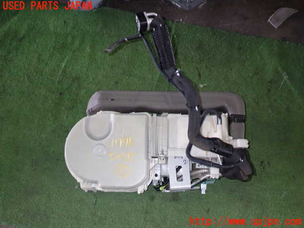 5UPJ-17766082]クラウン マジェスタ ハイブリッド(GWS214)エバポレーター2 中古_m0001.jpg