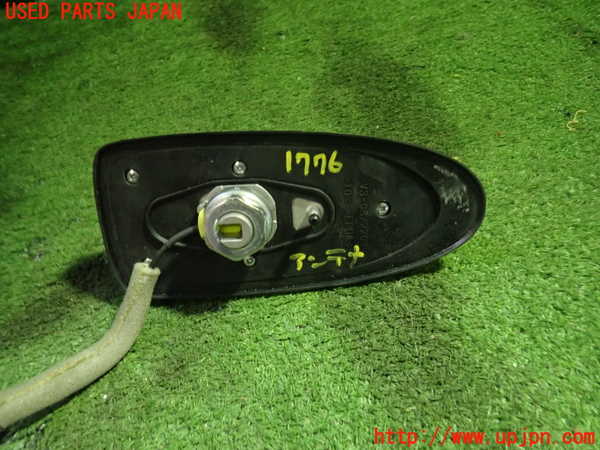 5UPJ-17766550]クラウン マジェスタ ハイブリッド(GWS214)アンテナ 中古_m0003.jpg