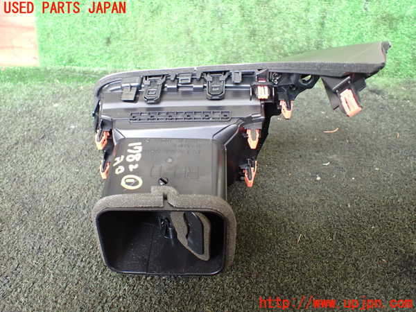 5UPJ-17827526]レクサス・RX450h(GYL20W)エアコン吹き出し口1 (右) 中古_m0002.jpg