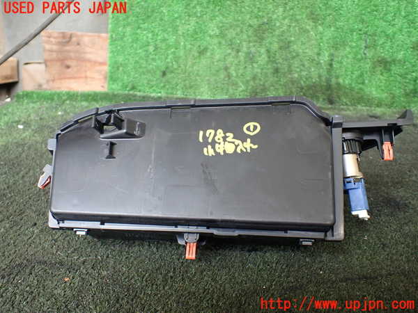 5UPJ-17827841]レクサス・RX450h(GYL20W)小物入れ1 中古_m0002.jpg