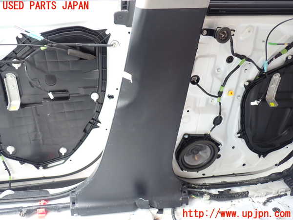 5UPJ-17827665]レクサス・RX450h(GYL20W)右センターピラートリム 中古_m0003.jpg