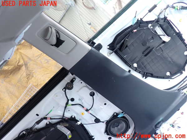 5UPJ-17827670]レクサス・RX450h(GYL20W)左センターピラートリム 中古_m0001.jpg