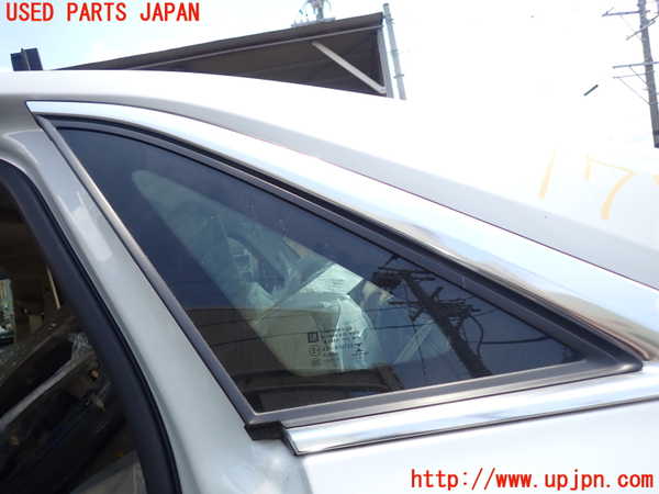 5UPJ-17831382]キャデラック・CT6(O1SL)左クォーターガラス 43R-010728 中古_m0001.jpg
