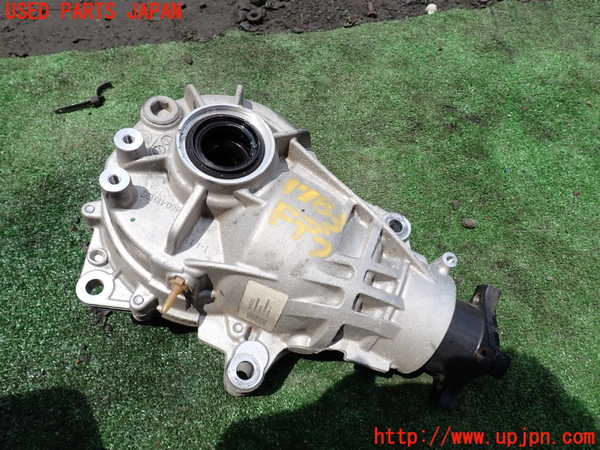 5UPJ-17834350]キャデラック・CT6(O1SL)フロントデフ 中古_m0001.jpg