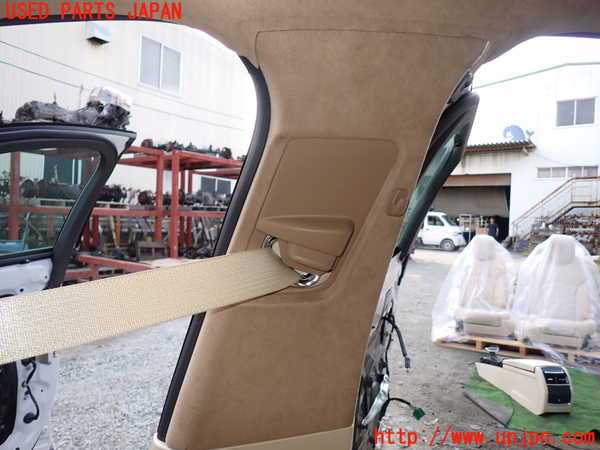 5UPJ-17837665]キャデラック・CT6(O1SL)右センターピラートリム 中古_m0002.jpg
