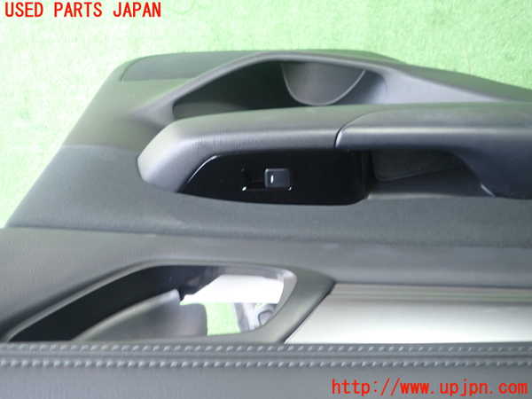 5UPJ-17841324]CX-5(KF5P)左後ドア内張り 中古_m0002.jpg