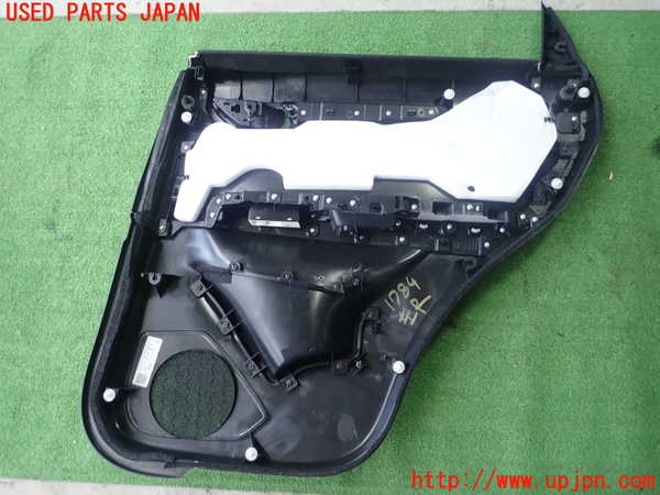 5UPJ-17841324]CX-5(KF5P)左後ドア内張り 中古_m0003.jpg