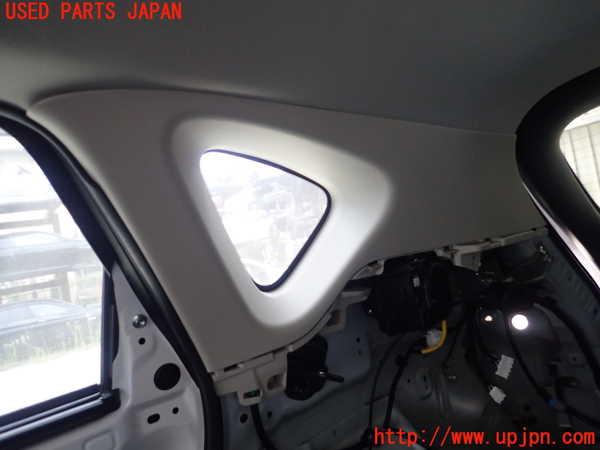 5UPJ-17847675]CX-5(KF5P)右リアピラートリム 中古_m0001.jpg
