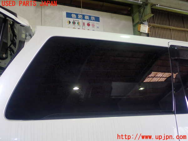 5UPJ-17851380]ヴェルファイア(GGH20W)右クォーターガラス M2L3 中古_m0001.jpg