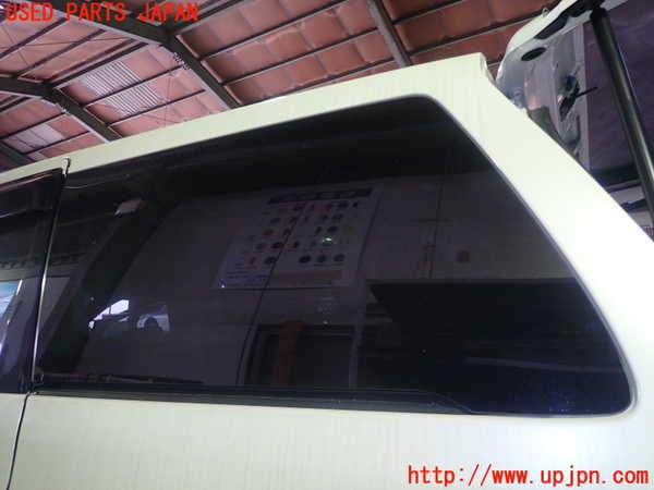 5UPJ-17851382]ヴェルファイア(GGH20W)左クォーターガラス M2L3 中古_m0001.jpg