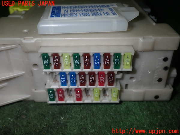 5UPJ-17856742]ヴェルファイア(GGH20W)ヒューズボックス2 中古_m0004.jpg