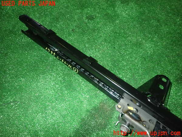 5UPJ-17857498]ヴェルファイア(GGH20W)シートレール③ (３列目右) 中古_m0002.jpg