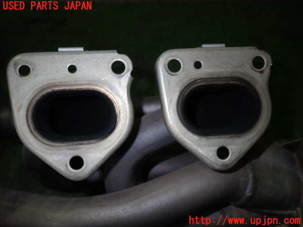 5UPJ-17872041]ポルシェ・パナメーラ 4S(970M48A-)エキマニ1 中古_m0003.jpg