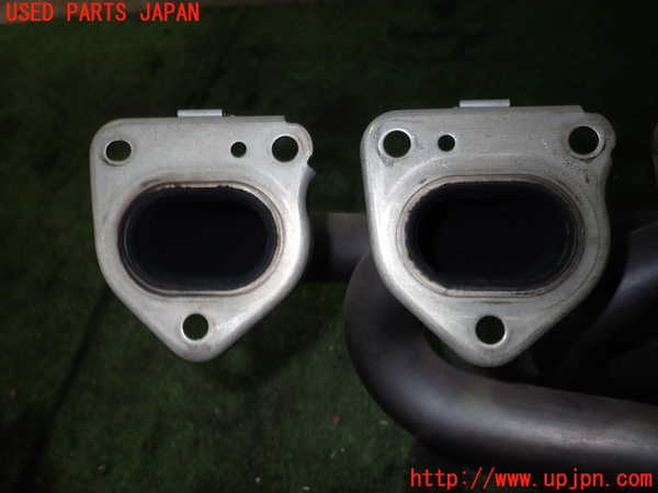 5UPJ-17872041]ポルシェ・パナメーラ 4S(970M48A-)エキマニ1 中古_m0004.jpg