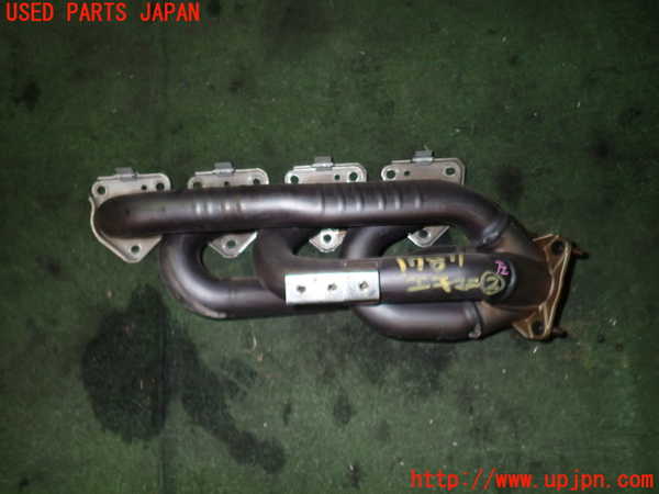 5UPJ-17872042]ポルシェ・パナメーラ 4S(970M48A-)エキマニ2 中古_m0001.jpg
