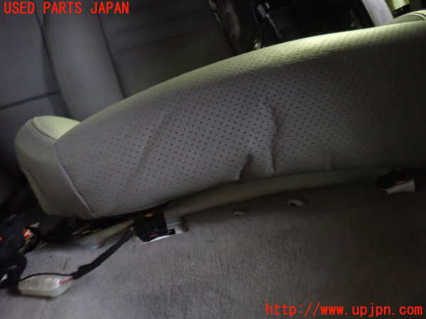 5UPJ-17877175]ポルシェ・パナメーラ 4S(970M48A-)左2列目シート 中古_m0004.jpg