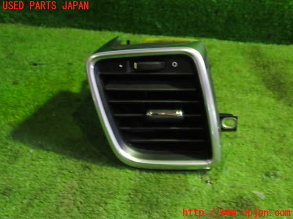 5UPJ-17877527]ポルシェ・パナメーラ 4S(970M48A-)エアコン吹き出し口2（左） 中古_m0001.jpg