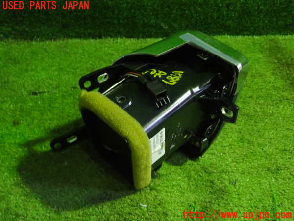 5UPJ-17877527]ポルシェ・パナメーラ 4S(970M48A-)エアコン吹き出し口2（左） 中古_m0003.jpg