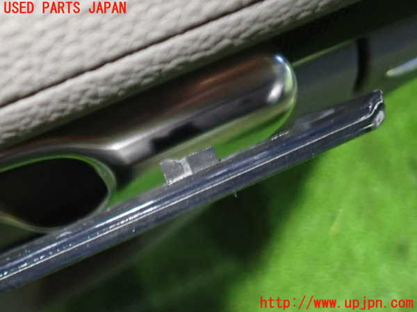 5UPJ-17871324]ポルシェ・パナメーラ 4S(970M48A-)左後ドア内張り 中古_m0002.jpg