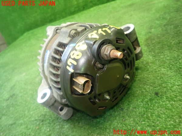 5UPJ-17886015]クライスラー・300C(LX57)オルタネーター(ダイナモ) 中古_m0002.jpg