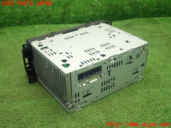 5UPJ-17886480]クライスラー・300C(LX57)CDプレーヤー 中古_m0003.jpg