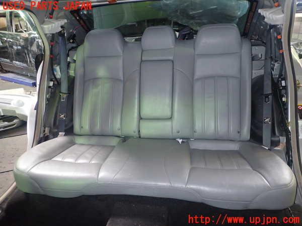 5UPJ-17887385]クライスラー・300C(LX57)リアシート 中古_m0001.jpg