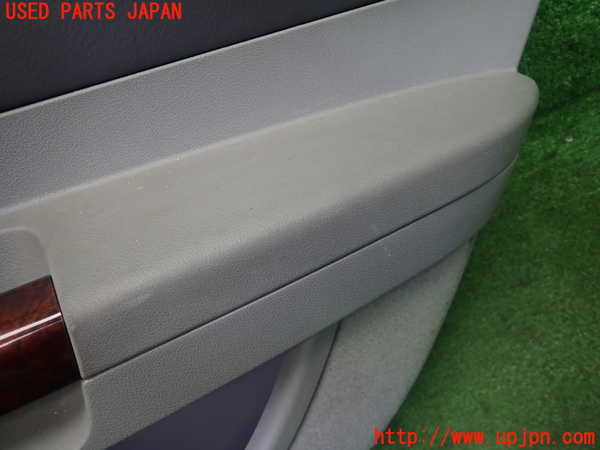 5UPJ-17881294]クライスラー・300C(LX57)右後ドア内張り 中古_m0003.jpg