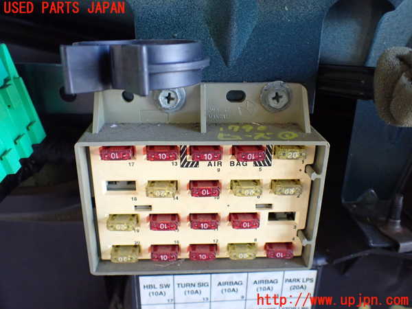 1UPJ-17906741]ジープラングラー(TJ40H)ヒューズボックス1 中古_m0001.jpg