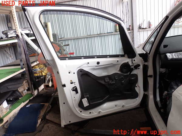 5UPJ-17911260]BMW 218d アクティブツアラー(2C20)(F45) 左前ドア (43R-001735 M540) 中古_m0003.jpg