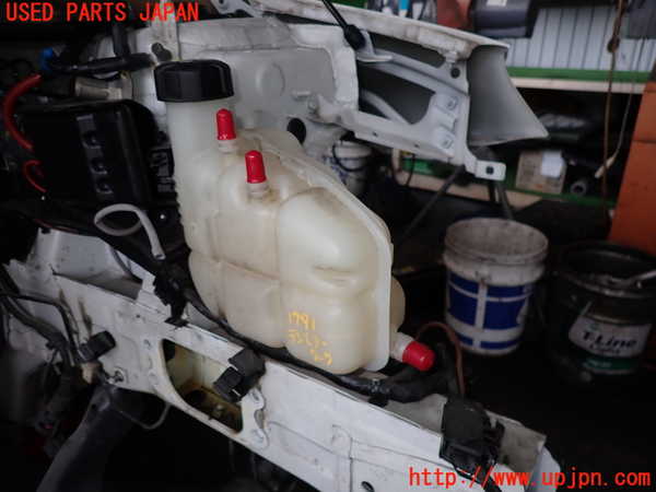 5UPJ-17912410]BMW 218d アクティブツアラー(2C20)(F45) ラジエータータンク 中古_m0002.jpg