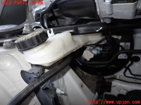 5UPJ-17914050]BMW 218d アクティブツアラー(2C20)(F45) ブレーキマスターシリンダー 中古_m0001.jpg