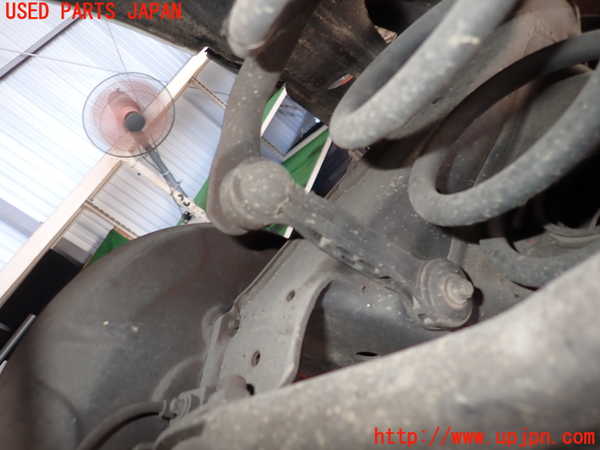 5UPJ-17915445]BMW 218d アクティブツアラー(2C20)(F45) リアスタビライザー 中古_m0002.jpg