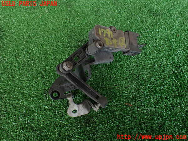 5UPJ-17916382]BMW 218d アクティブツアラー(2C20)(F45) センサー2 (ハイトセンサー レベルセンサー) 中古_m0001.jpg
