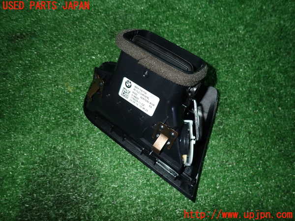 5UPJ-17917527]BMW 218d アクティブツアラー(2C20)(F45) エアコン吹き出し口2 右 中古_m0003.jpg