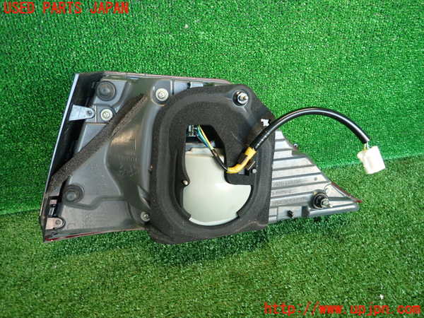 2UPJ-17921552]レクサス・LS460(USF40)左リアフィニッシャー 中古_m0002.jpg