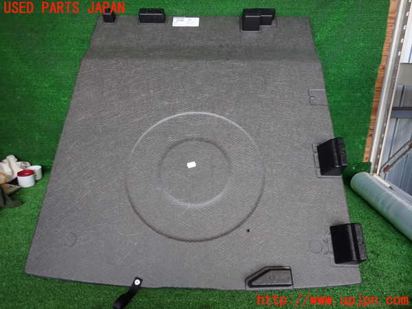 5UPJ-17937771]ボルボ・S60(ZB420TM)ラゲッジトレイ1 中古_m0002.jpg
