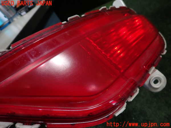 1UPJ-17941154]CX-5(KF2P)右リアコーナーランプ 中古_m0002.jpg