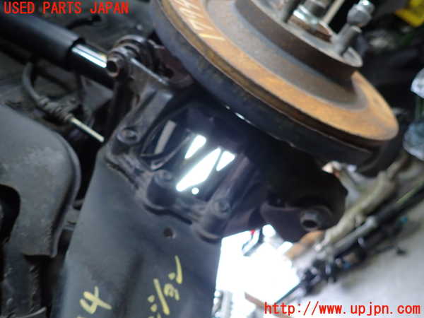 5UPJ-17944305]CX-5(KF2P)左リアナックルハブ 中古_m0002.jpg