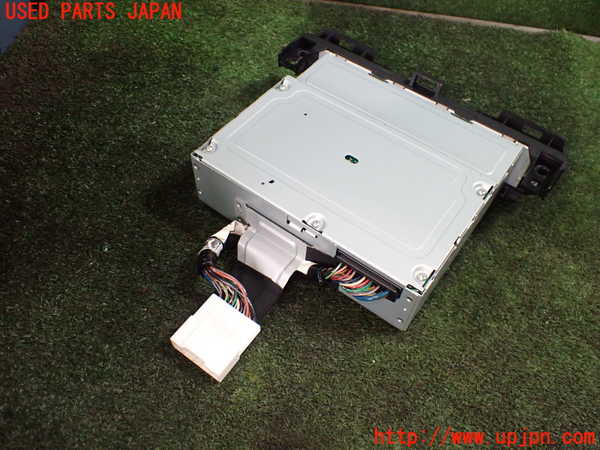 5UPJ-17946490]CX-5(KF2P)DVDプレイヤー 中古_m0003.jpg