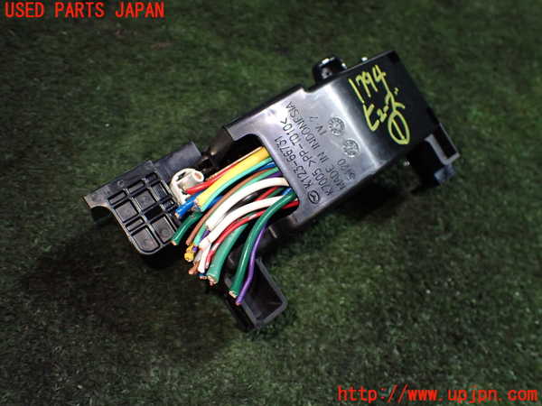 5UPJ-17946741]CX-5(KF2P)ヒューズボックス1 中古_m0002.jpg