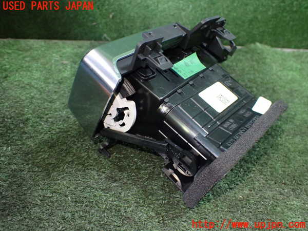 5UPJ-17947526]CX-5(KF2P)エアコン吹き出し口1 (右) 中古_m0002.jpg